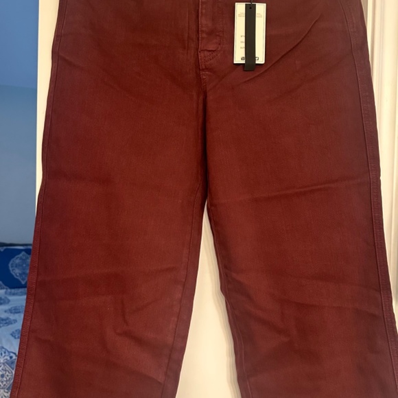 Judy Blue Jeans - Picture 2 of 2